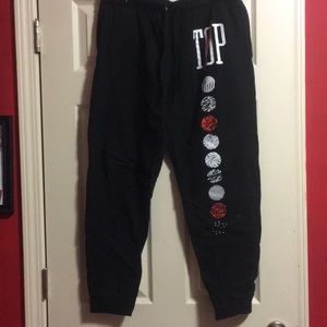 Twenty one pilots sweatpants